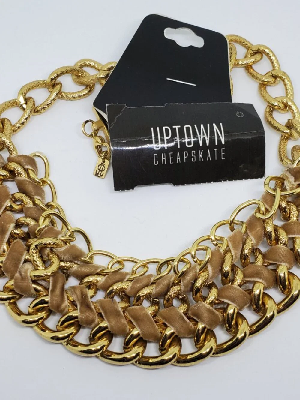 NWT Wide Gold Chain Choker Statement Collar Necklace with Velvet Ribbon Wrap